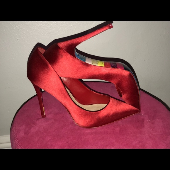Pointed heels - Picture 4 of 4